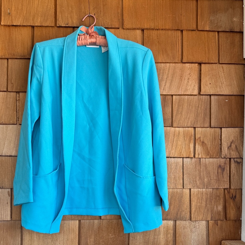 Women's Open-Front Aqua Blazer suit